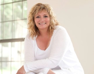 AuthorPhoto_Elli